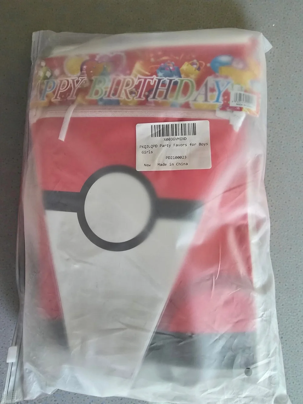 Pokemon Pokeball Themed Disposable Party Tableware Set